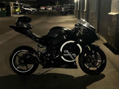 Beste Kawasaki ZX10R Motorrad Verkleidung 2006-2007 - Glanzendes Schwarz Weiss Kreis