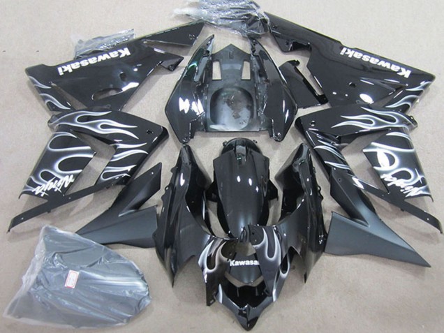 Beste Kawasaki ZX10R Motorrad Verkleidung 2004-2005 - Schwarz mit Weisser Flamme